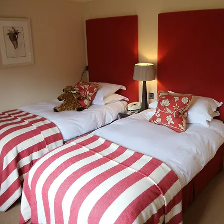 The Broadway Hotel-2